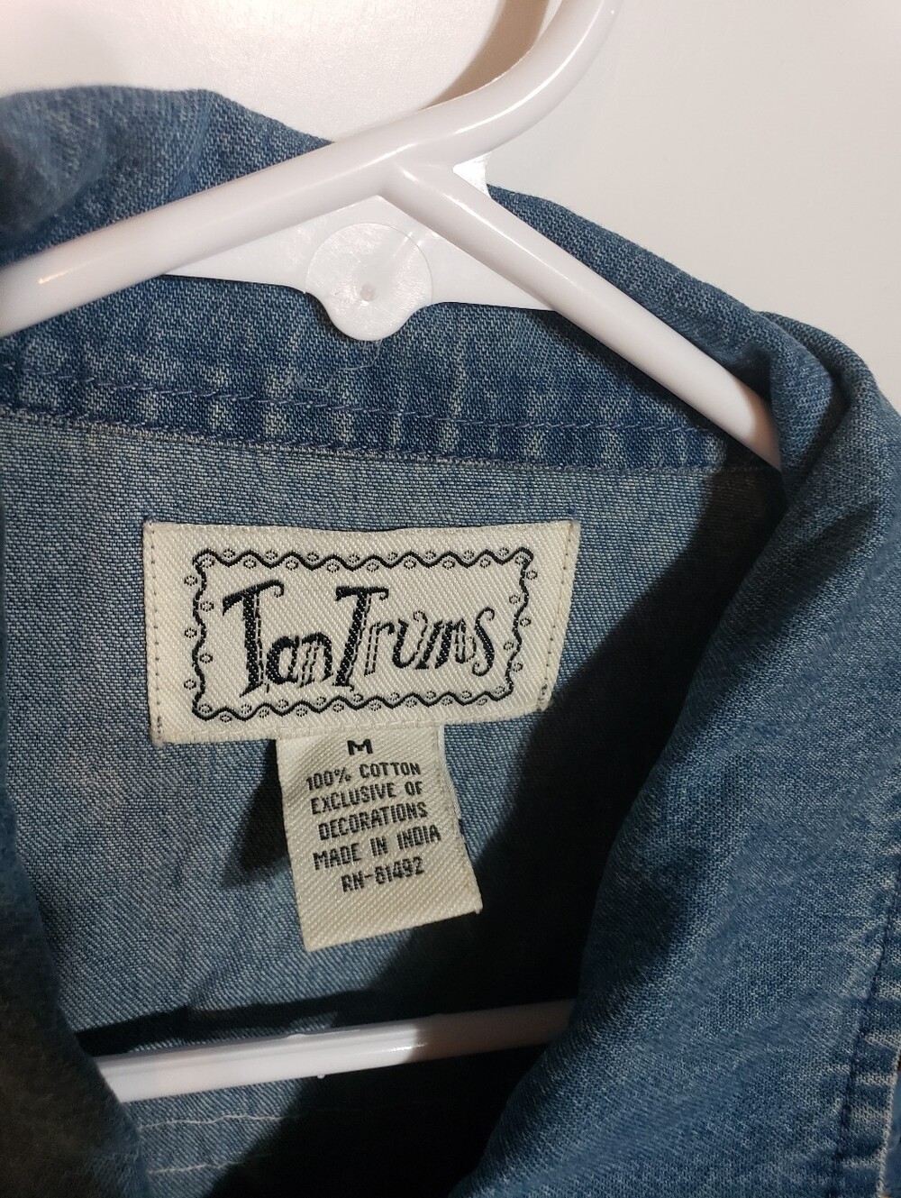 Vintage Light Weight Denim Button Up Shacket Shirt Med Embroidery Macrame Beads - Picture 3 of 5